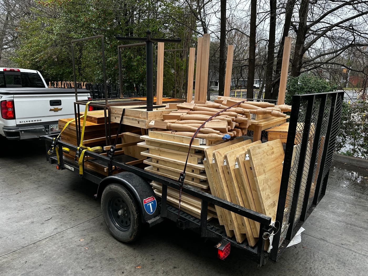 N. Georgia Junk truck and trailer loaded after a junk removal job near Marietta, GA